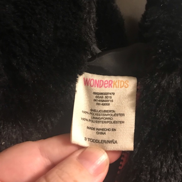 Faux fur vest w/ bear ears on hoodie - Picture 3 of 3